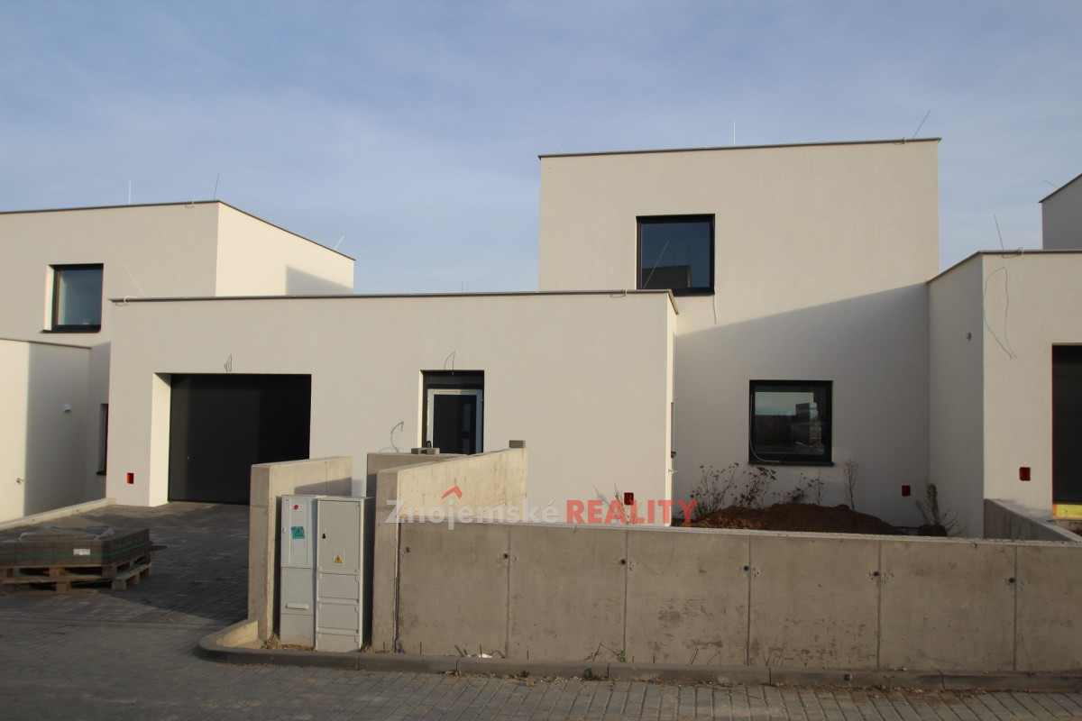 Mansberk - prodej hrubé stavby RD 4+kk